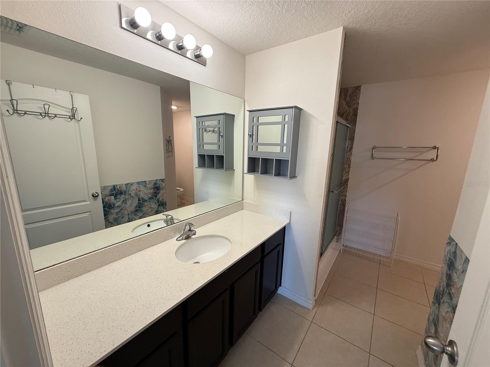 820 Chatham Walk Dr Property Photo 12