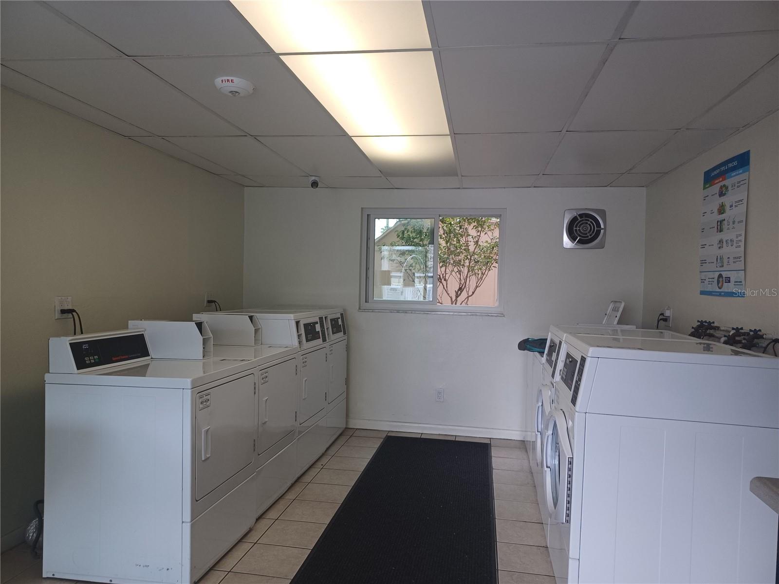 2525 W Bay Dr #a12 Property Photo 19