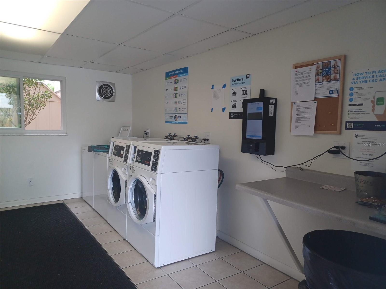 2525 W Bay Dr #a12 Property Photo 20