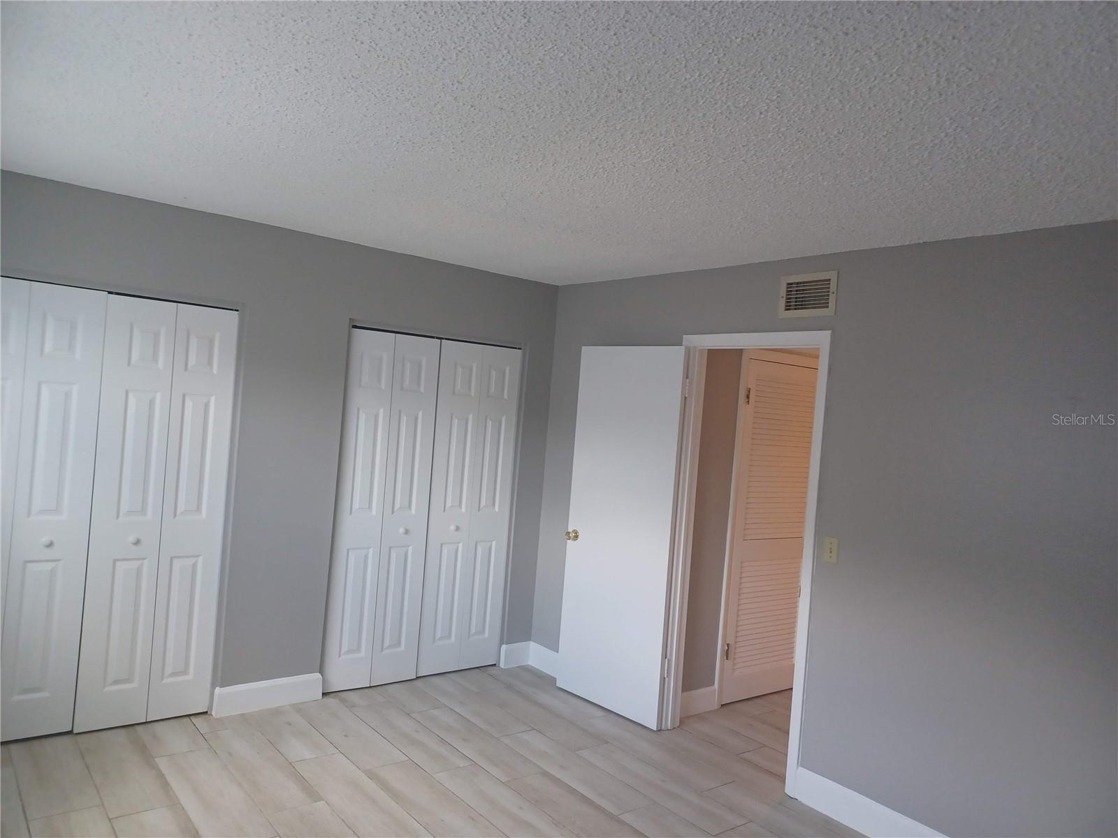 2525 W Bay Dr #a12 Property Photo 16