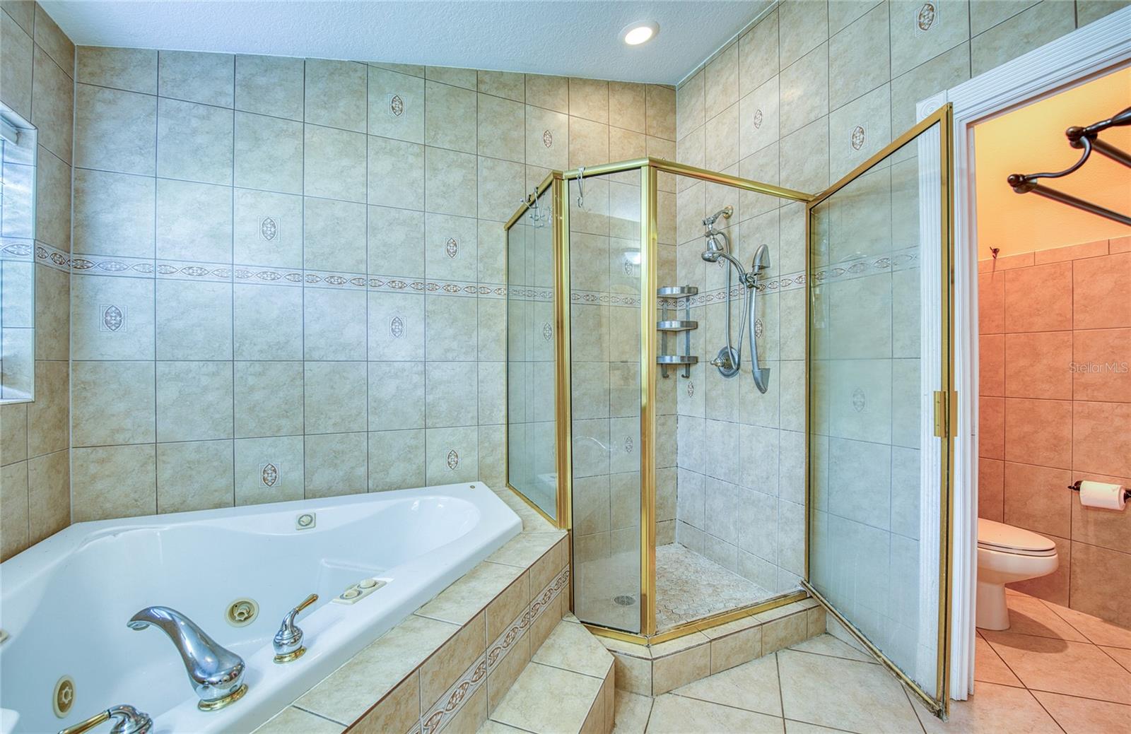 1150 Oakwood Dr Property Photo 22