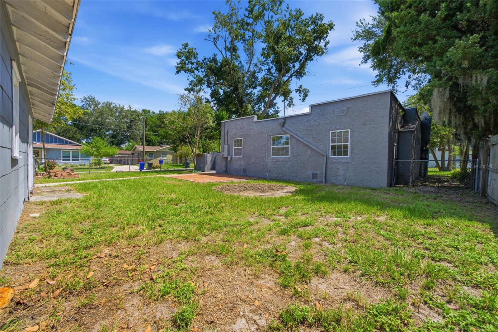 1201 S Lincoln Ave Property Photo 25