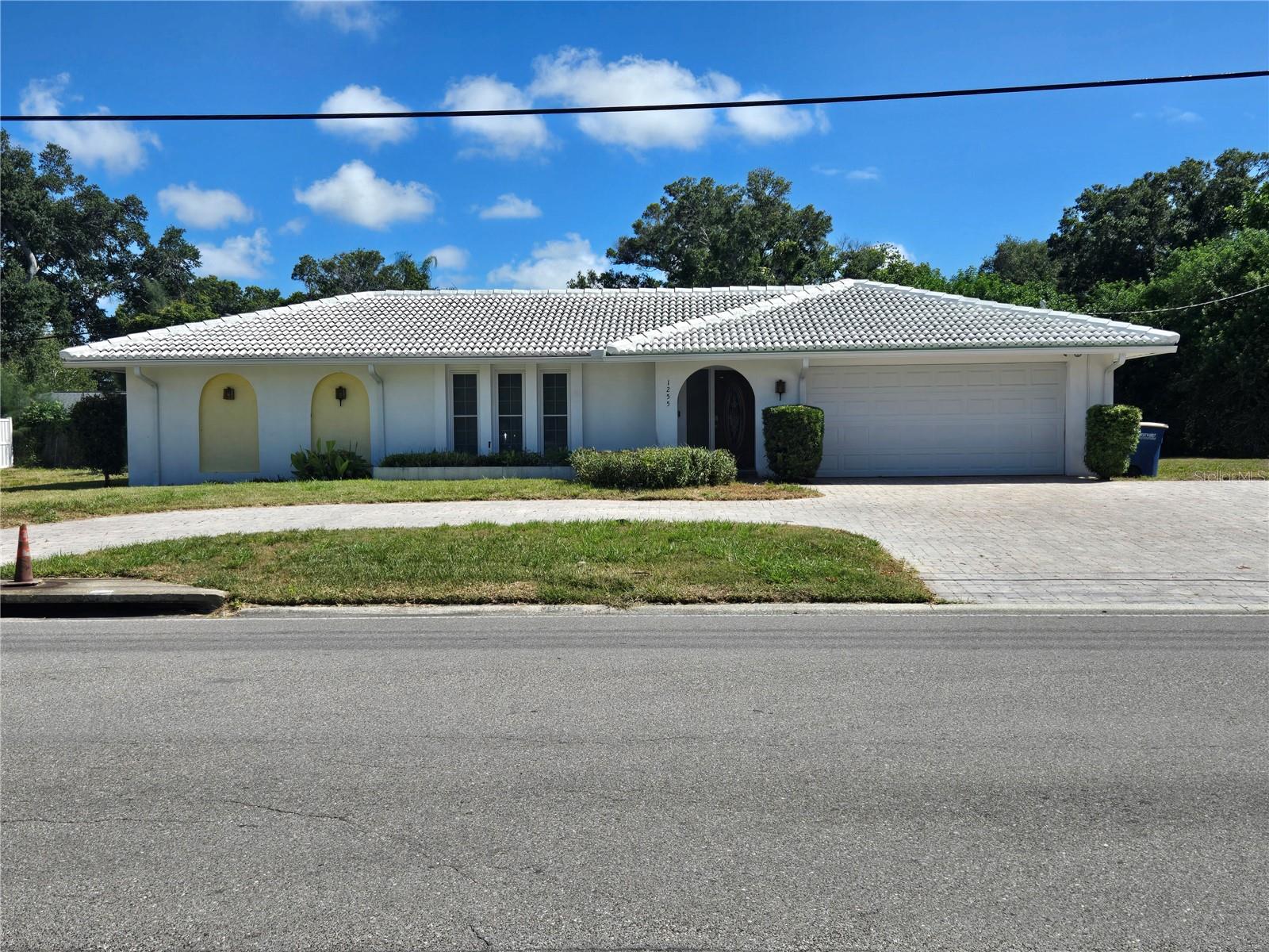 1255 Palmetto St Property Photo 1