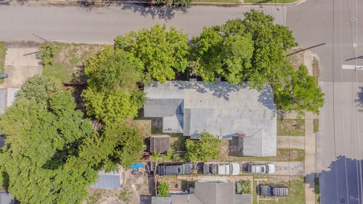 1323 18th St W Property Photo 2