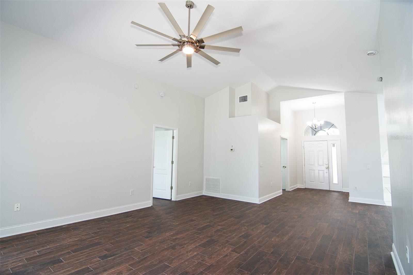 8635 Manassas Rd Property Photo 8