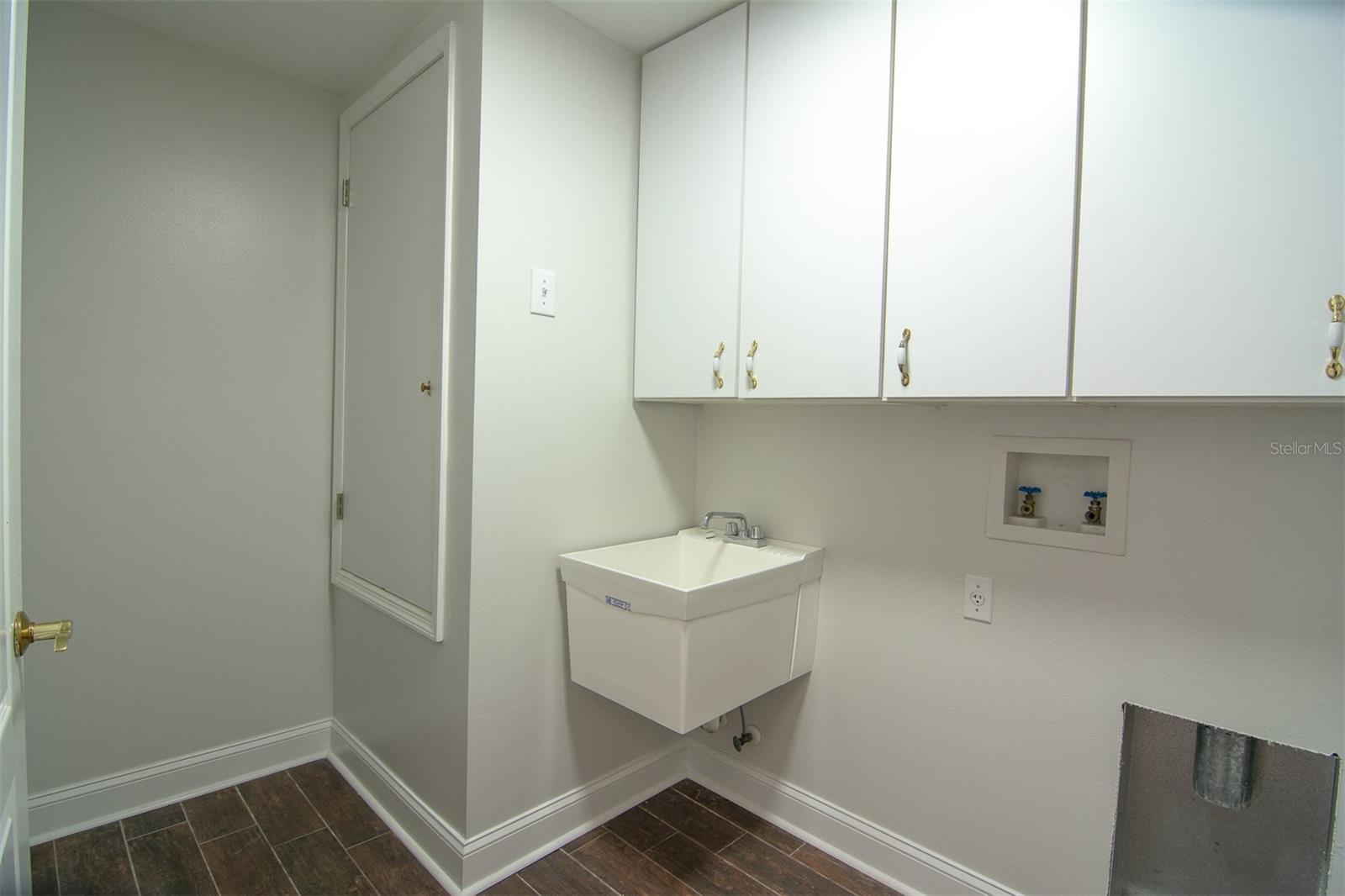 8635 Manassas Rd Property Photo 23