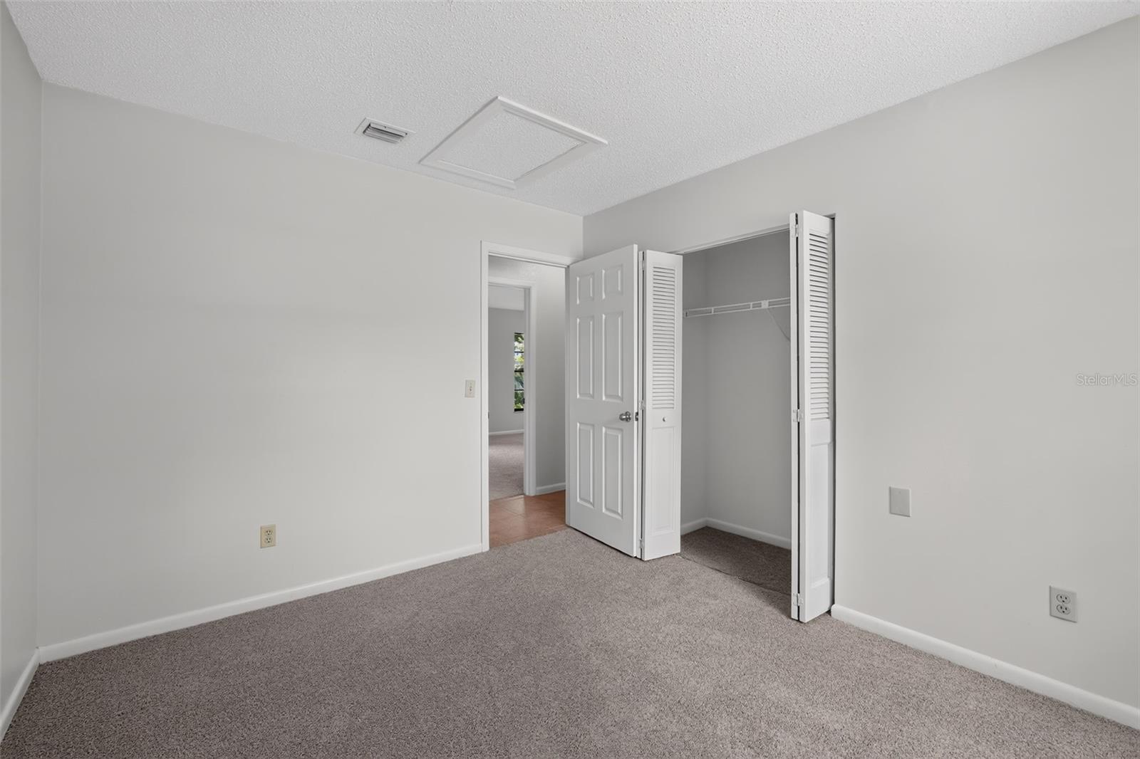 4015 Dellbrook Dr Property Photo 23