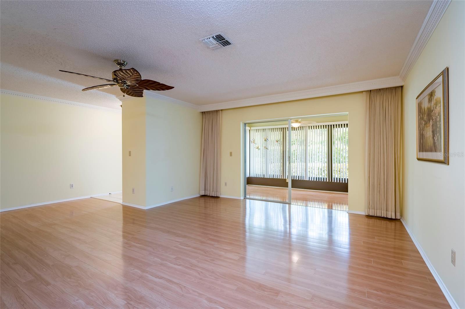 1245 Sutherland Ct #1452 Property Photo 9