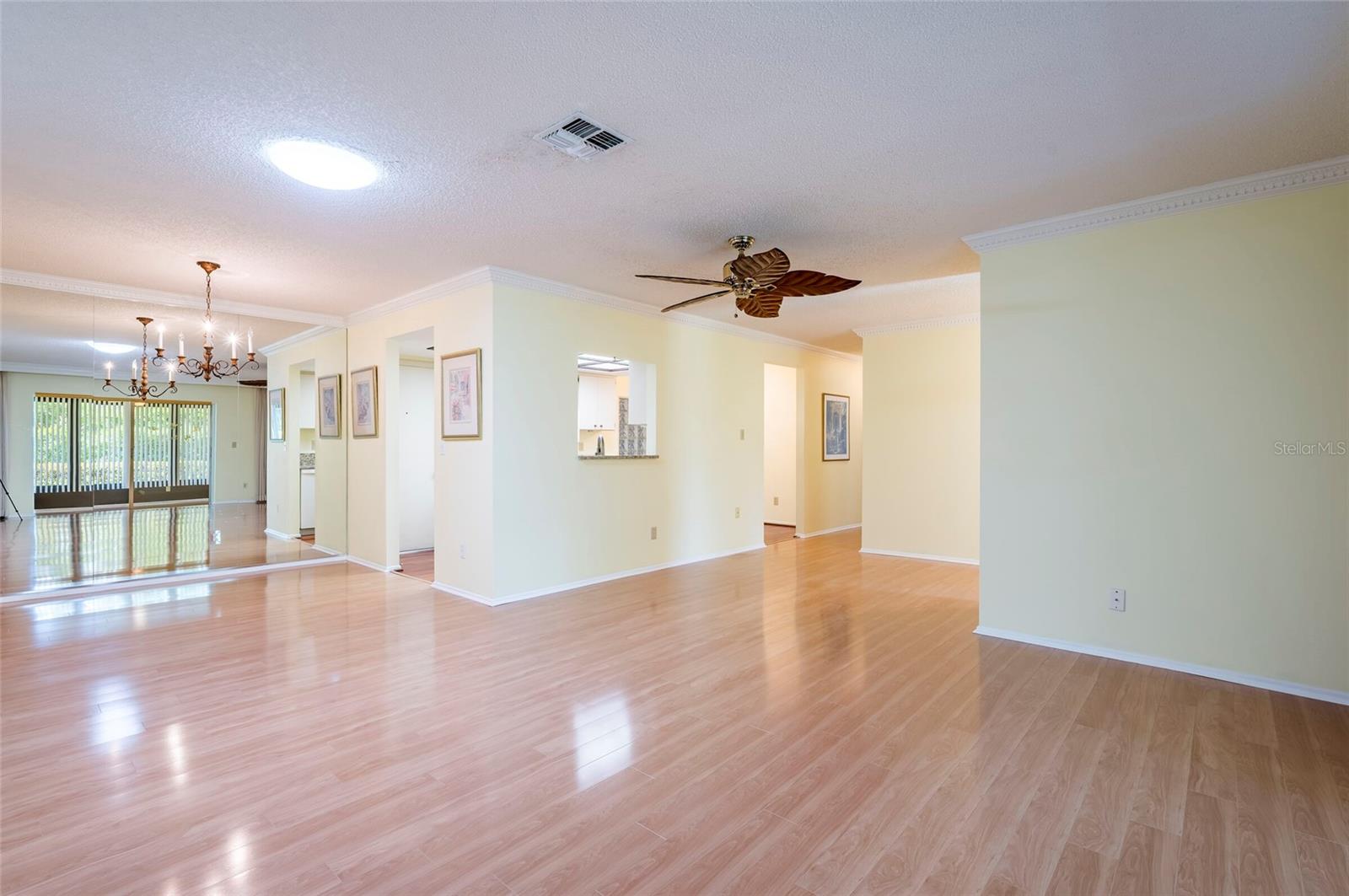 1245 Sutherland Ct #1452 Property Photo 10