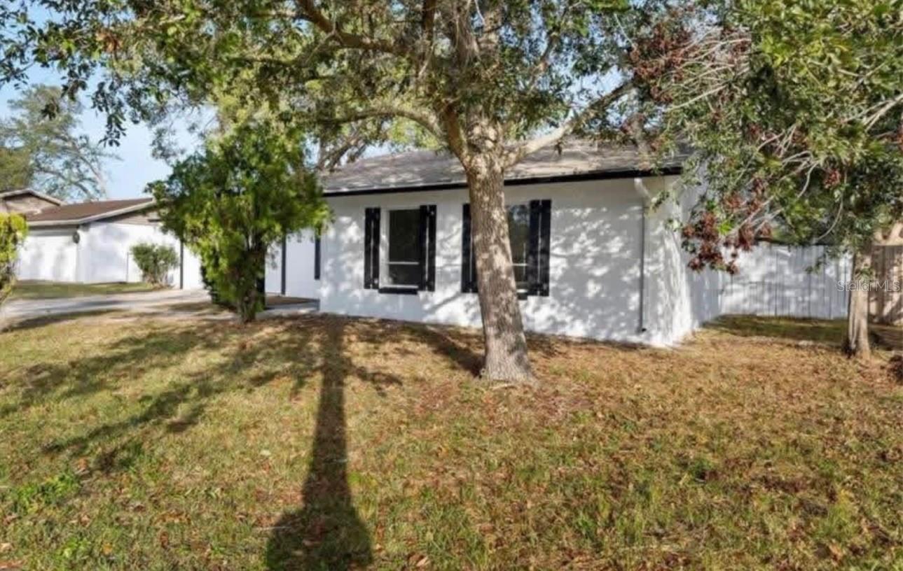 14915 Gentilly Pl Property Photo 2