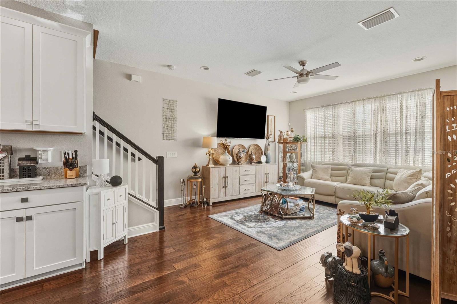 30263 Southwell Ln Property Photo 11