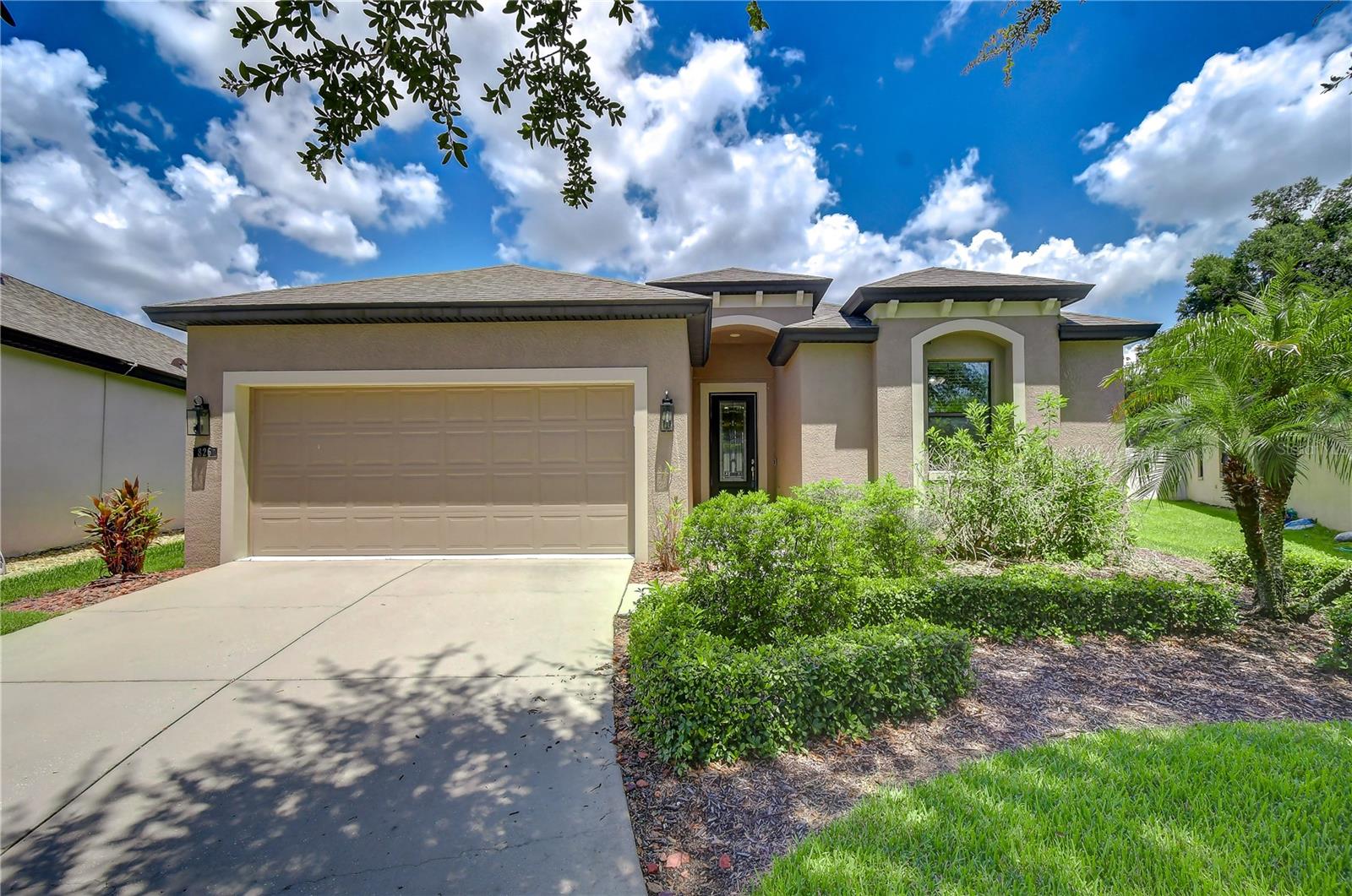 826 VINO VERDE CIR