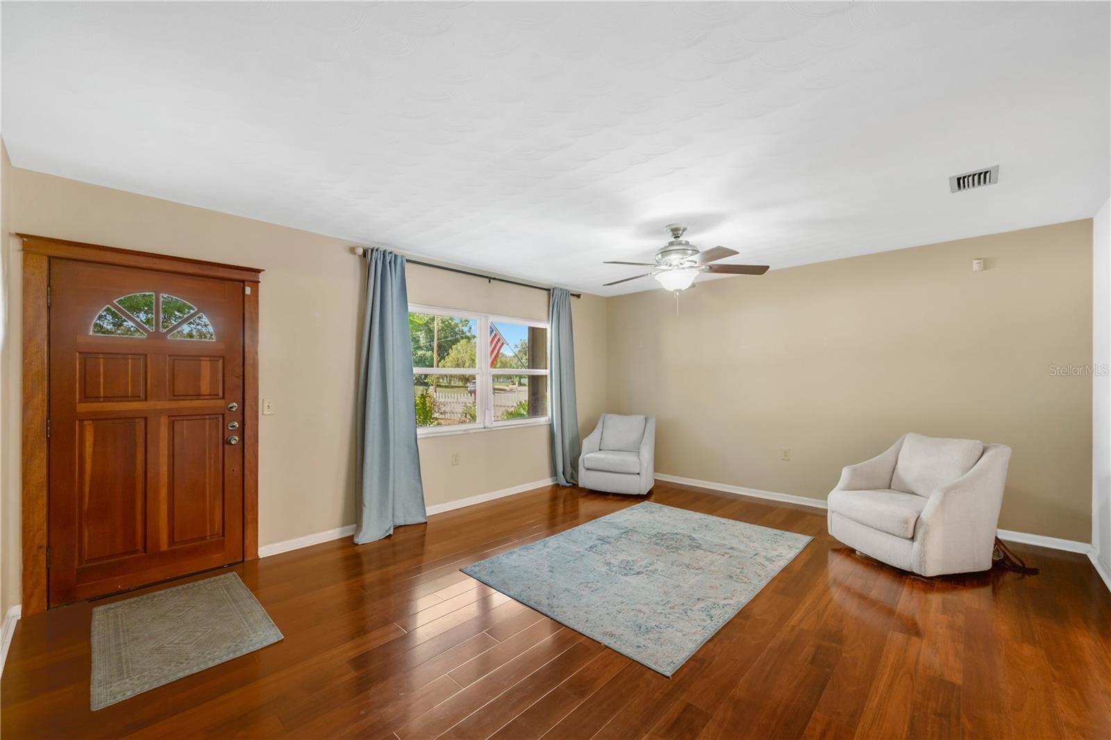 1708 Woodbine Dr Property Photo 10