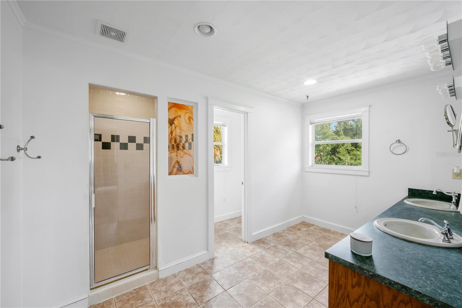 1708 Woodbine Dr Property Photo 31