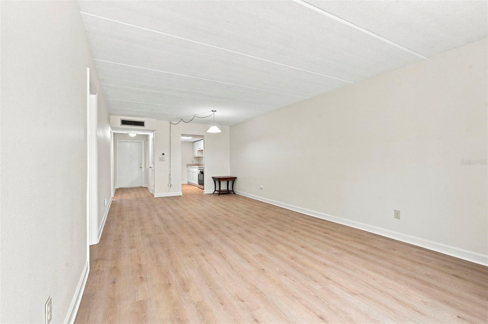 4435 1st St Ne #110 Property Photo 13
