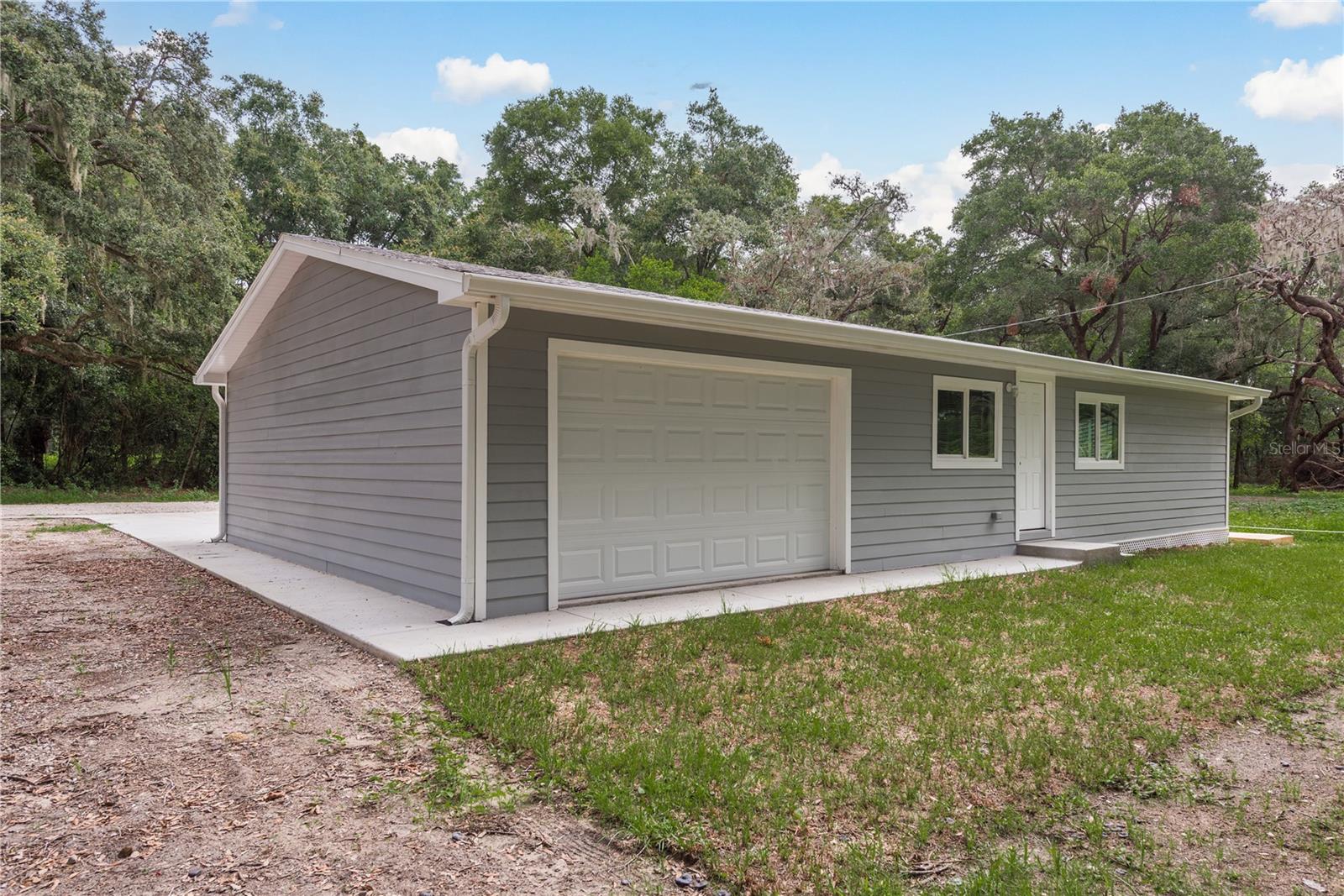 8120 Marchant Dr Property Photo 2