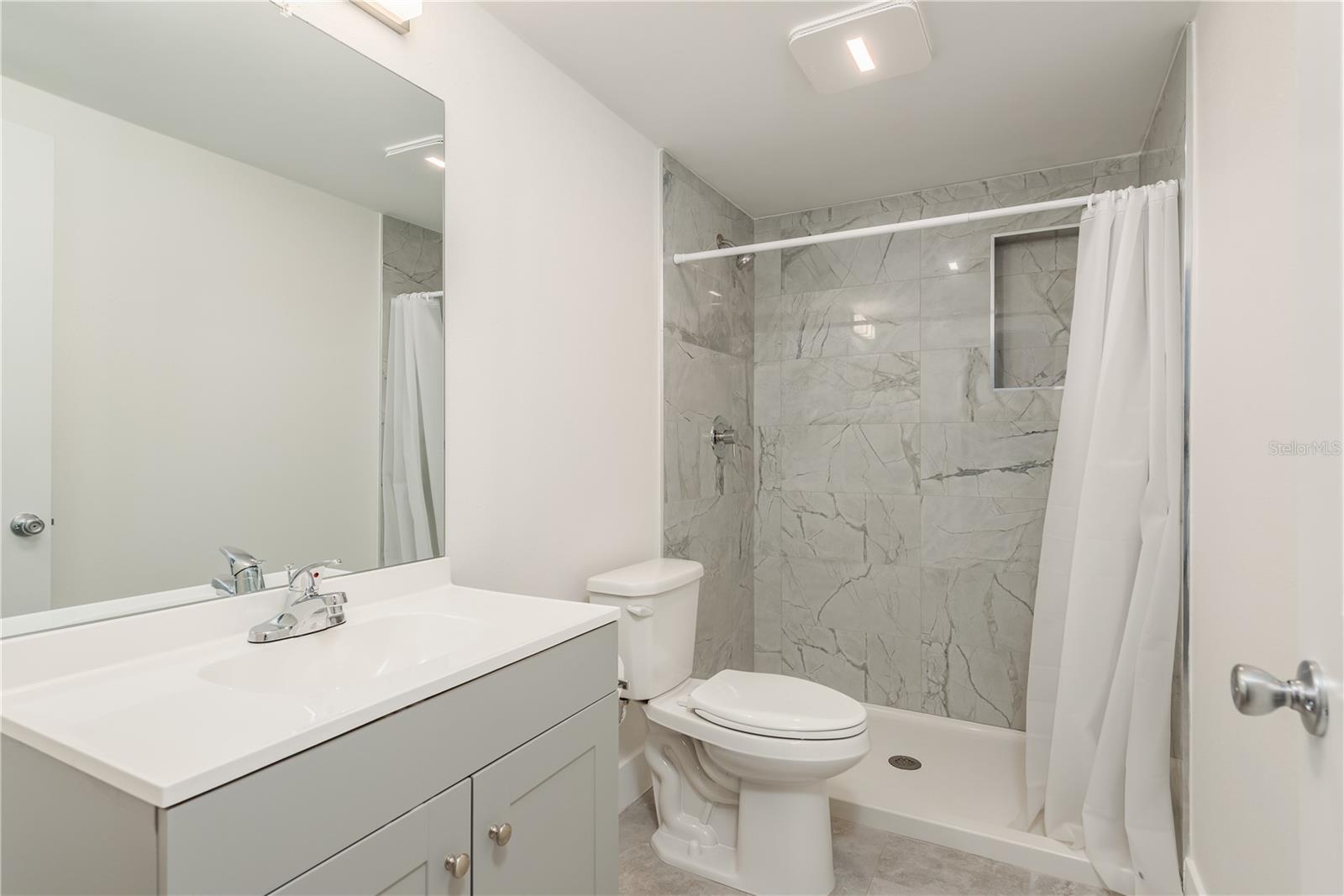 8120 Marchant Dr Property Photo 11