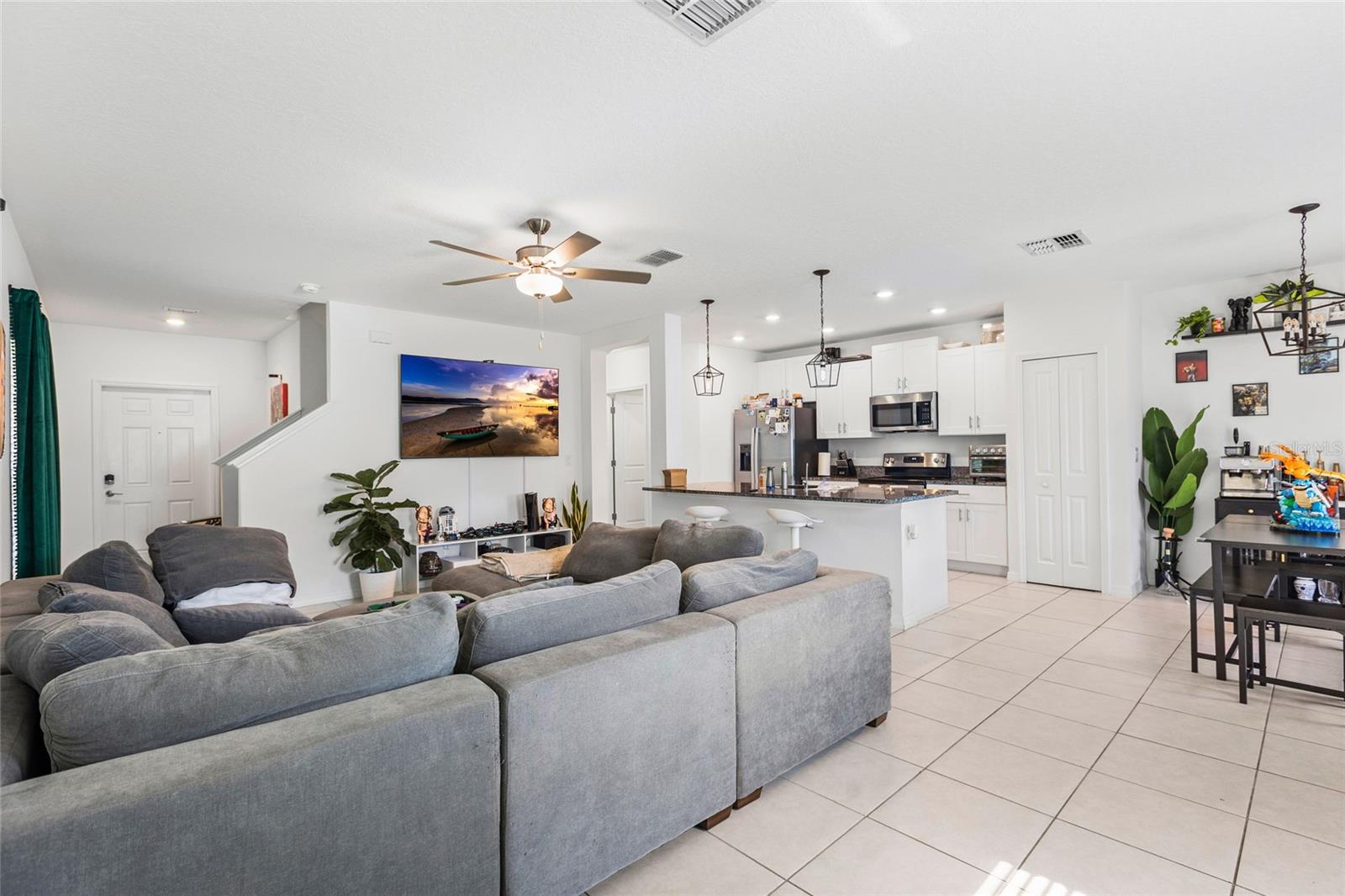 6402 Back Forty Loop Property Photo 6