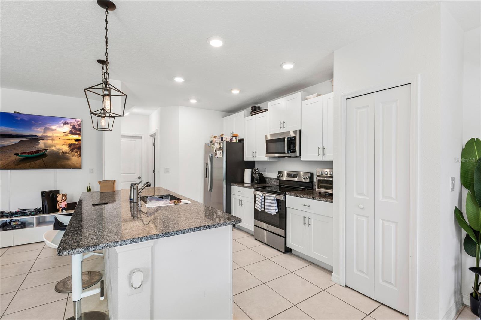 6402 Back Forty Loop Property Photo 12
