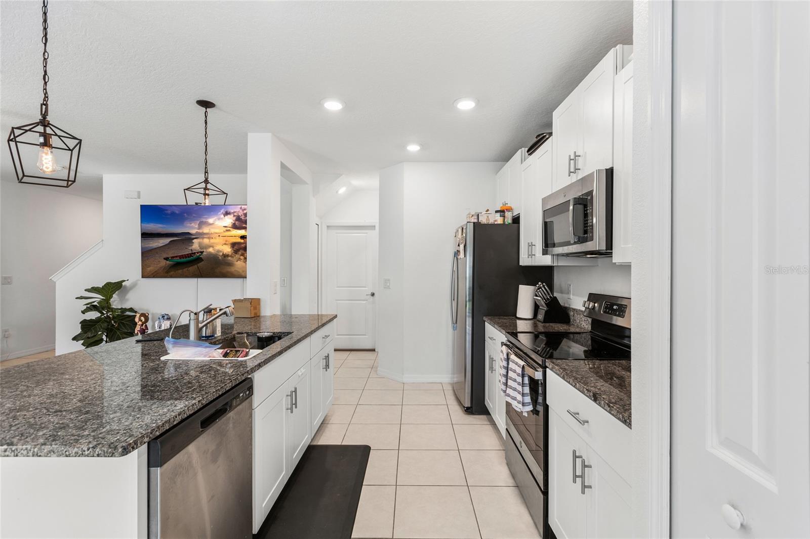 6402 Back Forty Loop Property Photo 13