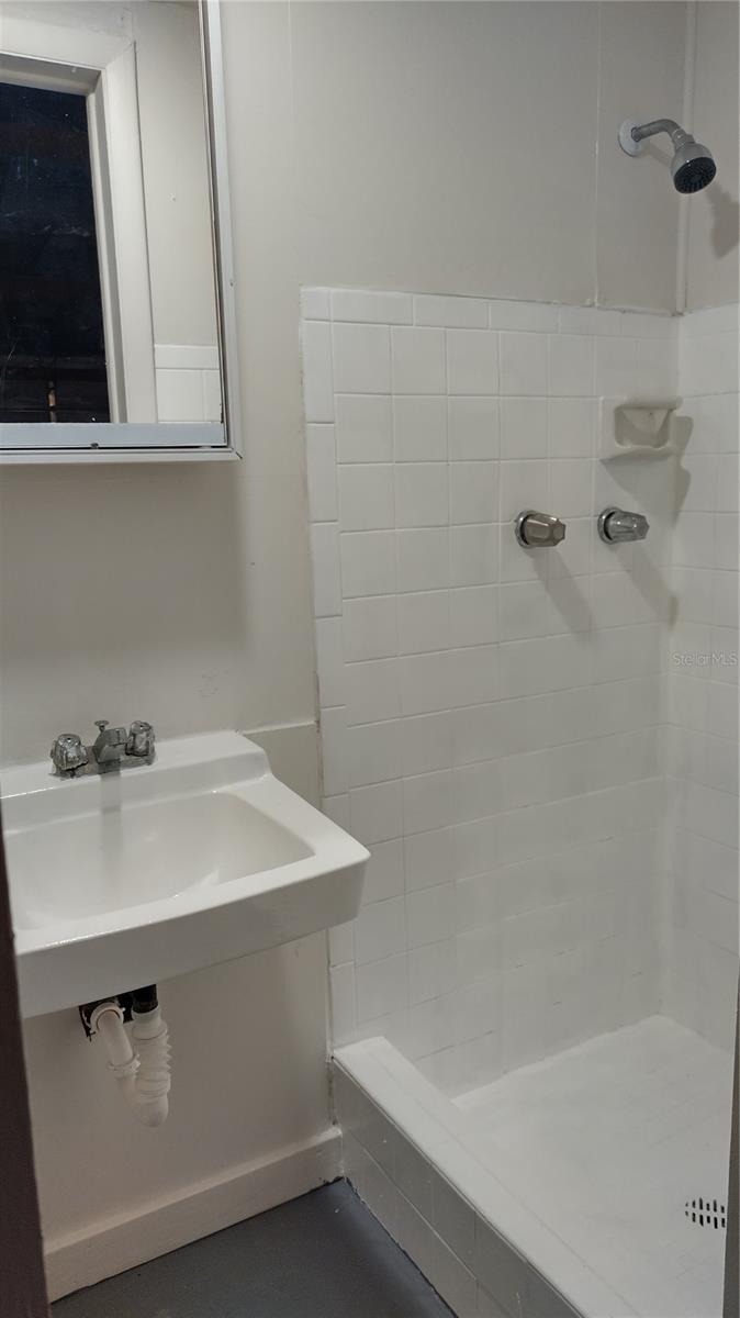 3310 Jamestown Dr Property Photo 9