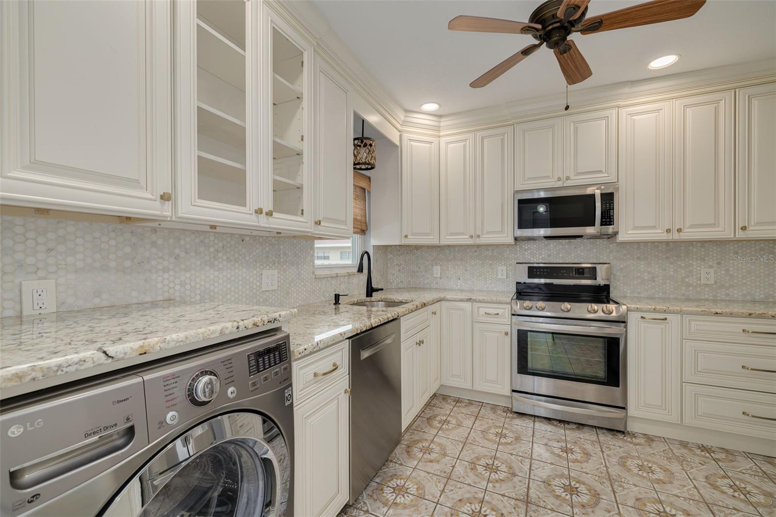 2383 Netherlands Dr #59 Property Photo 13