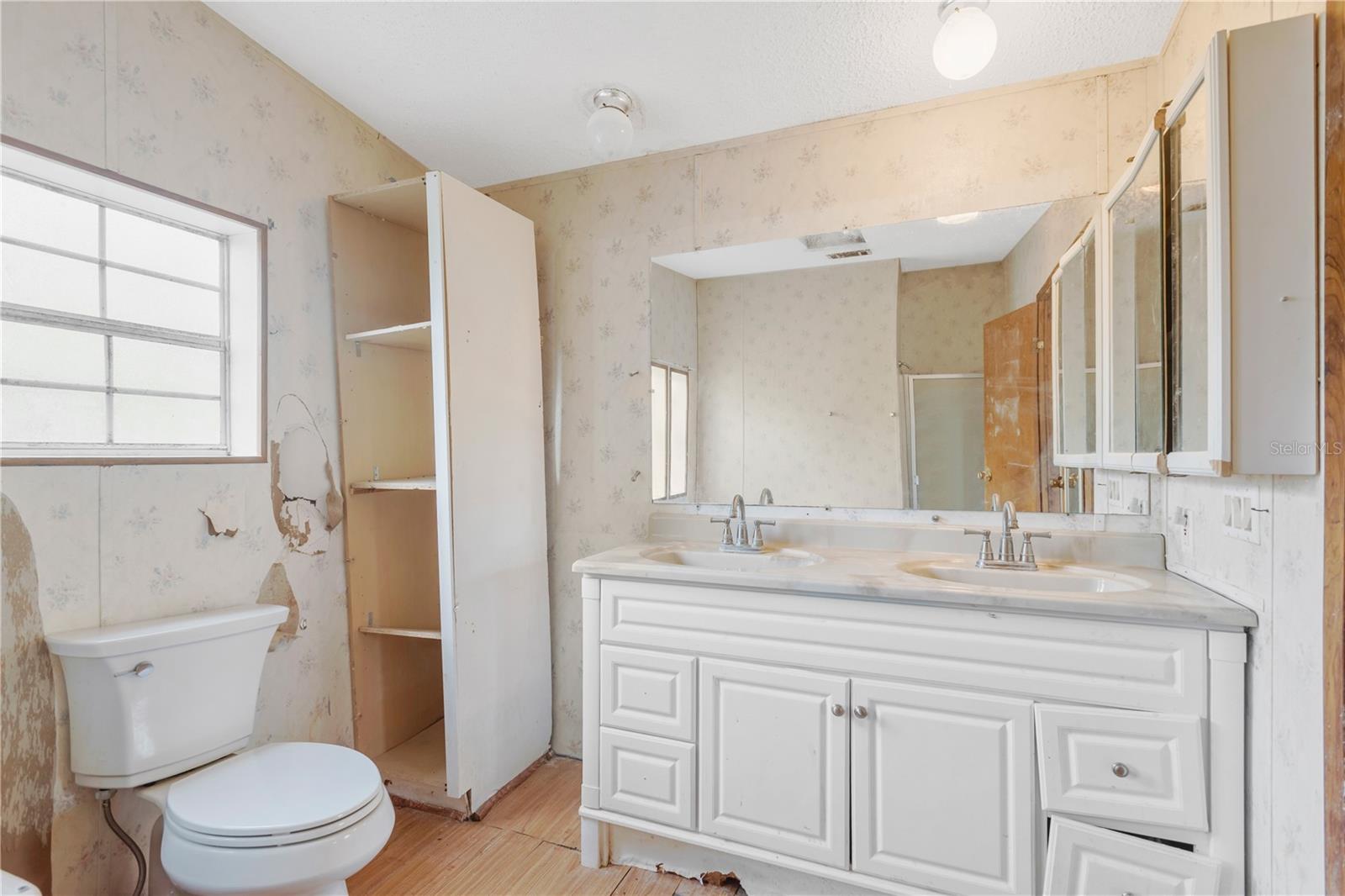 11620 E Bay Rd Property Photo 11