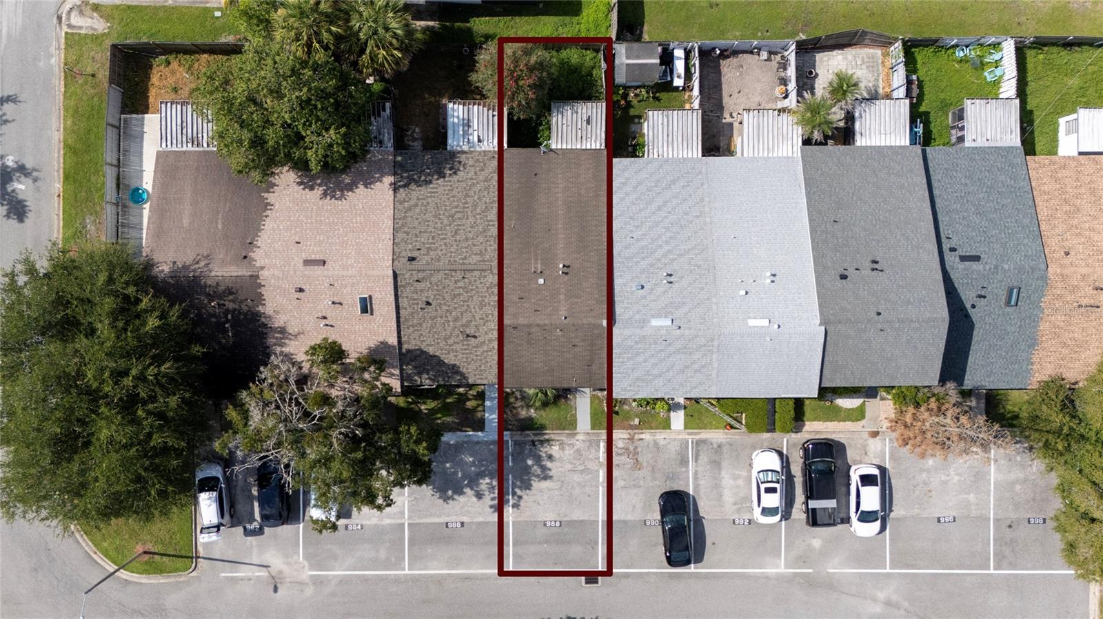 988 Stucki Ter Property Photo 8