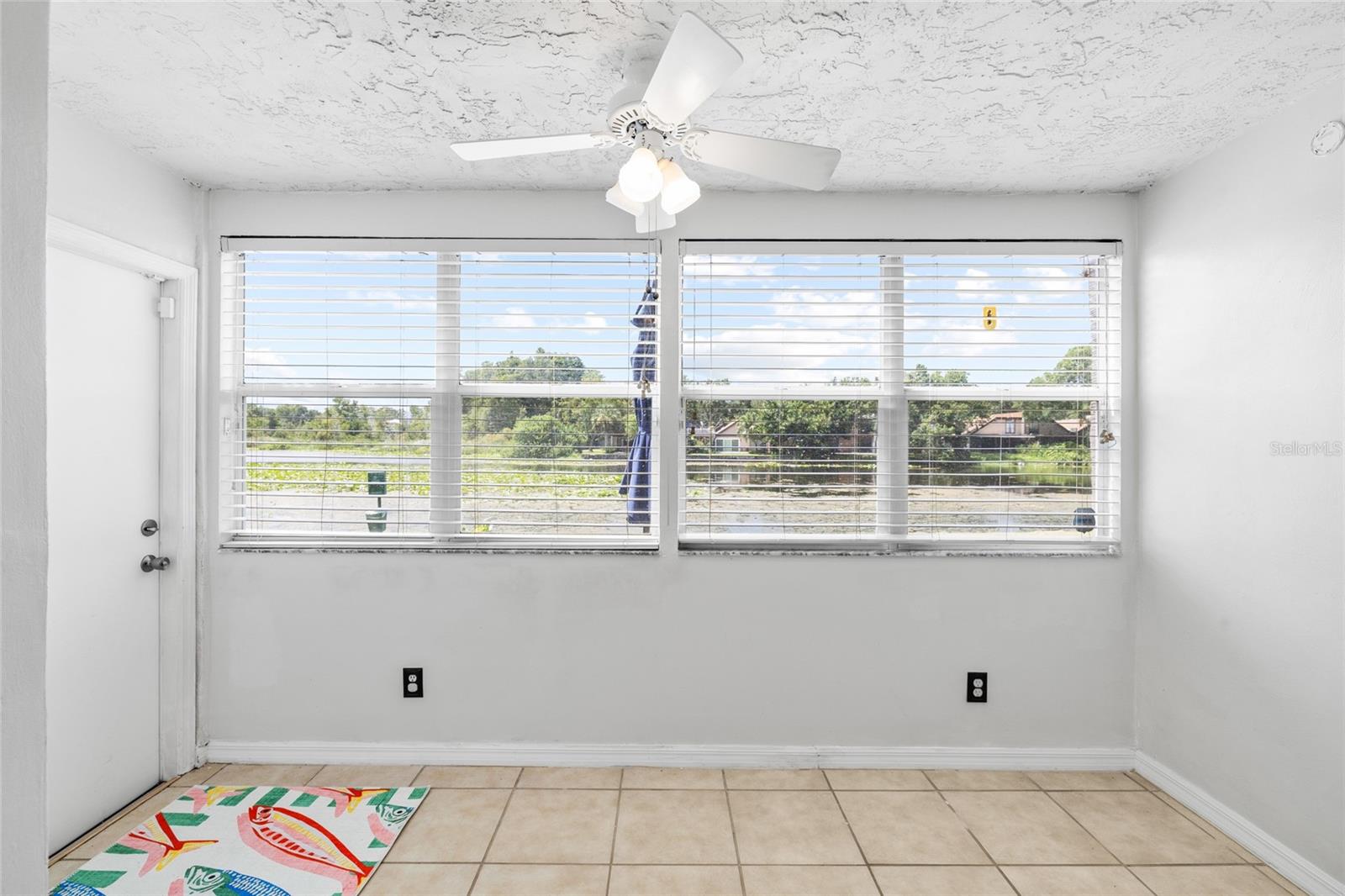 4038 Cortez Dr #b Property Photo 25