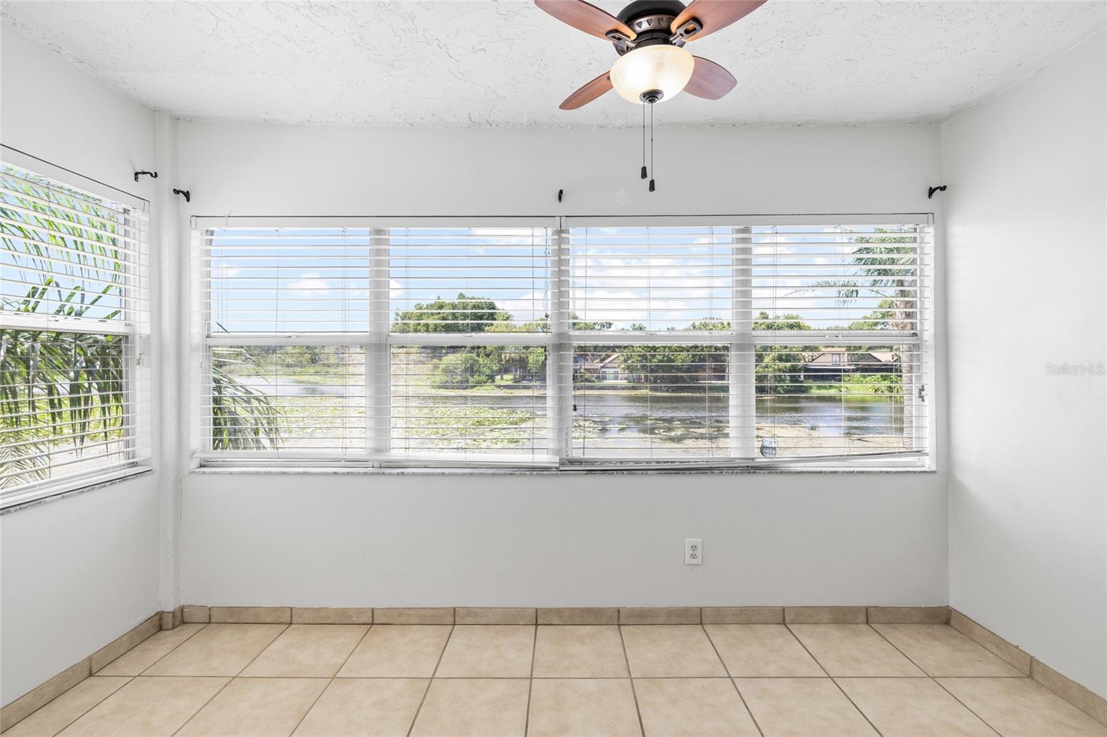 4038 Cortez Dr #b Property Photo 36