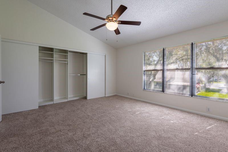 819 Oak Park Pl Property Photo 26