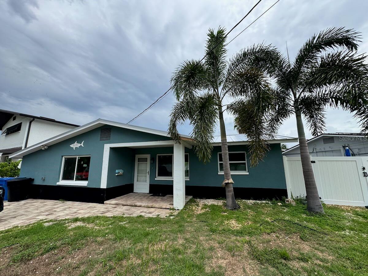 5451 Bayou Grande Blvd Ne Property Photo