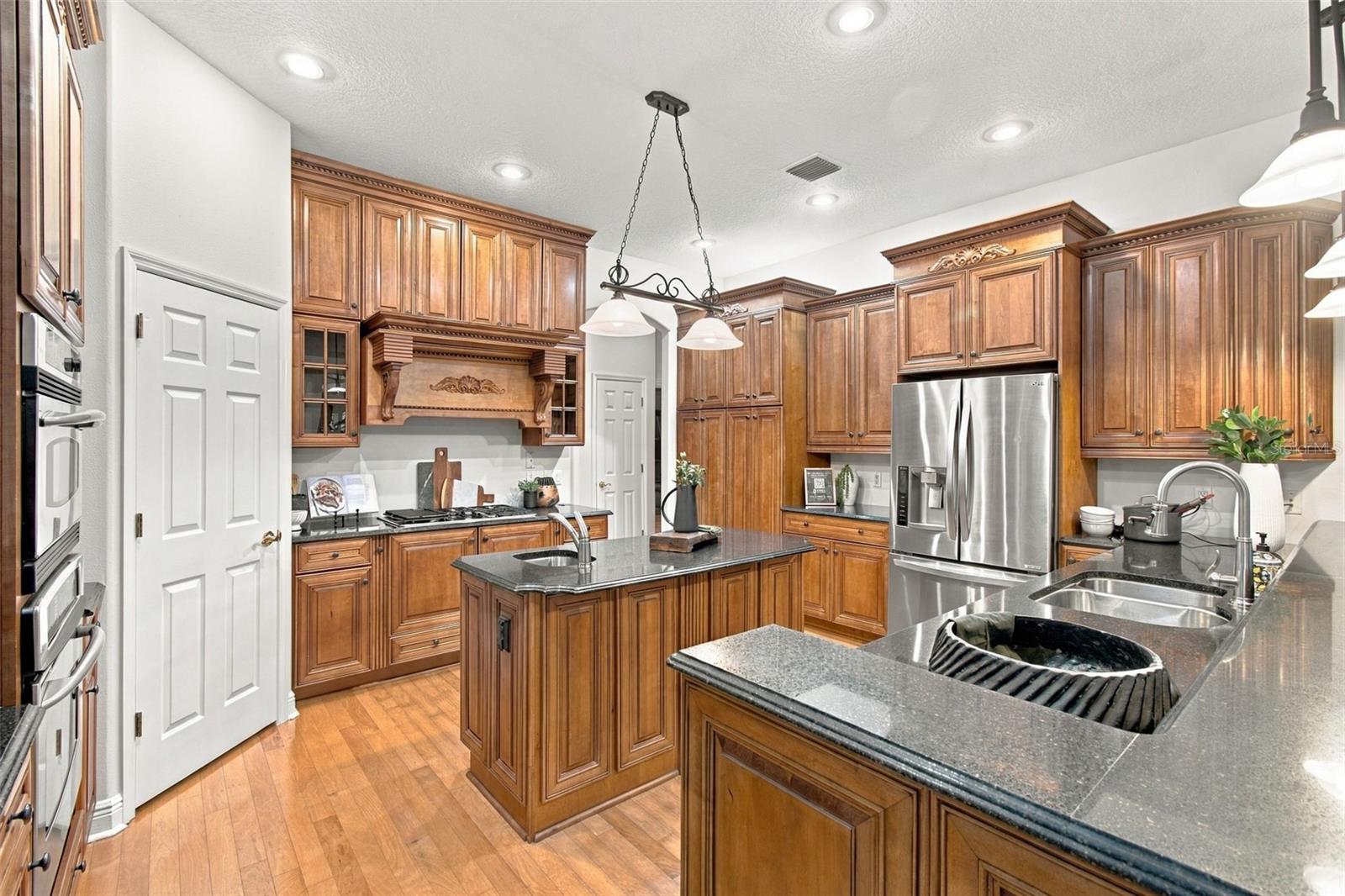 816 Citrus Wood Ln Property Photo 17