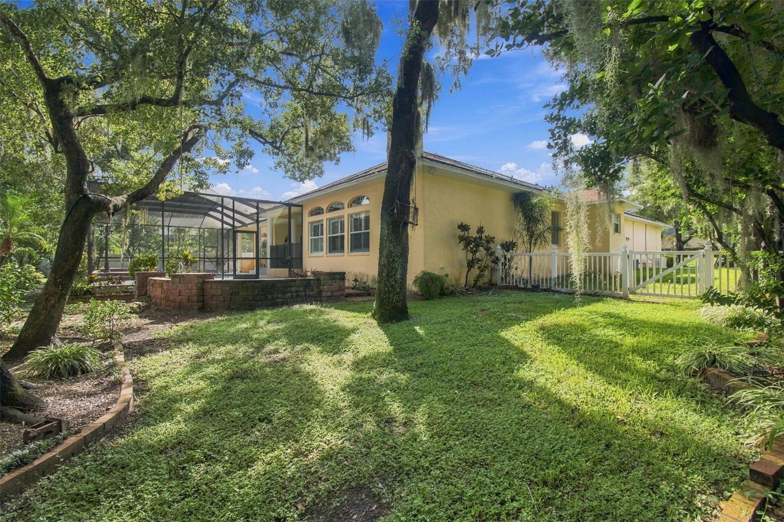 816 Citrus Wood Ln Property Photo 89
