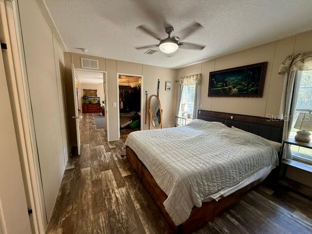 9825 Leguna St Property Photo 16