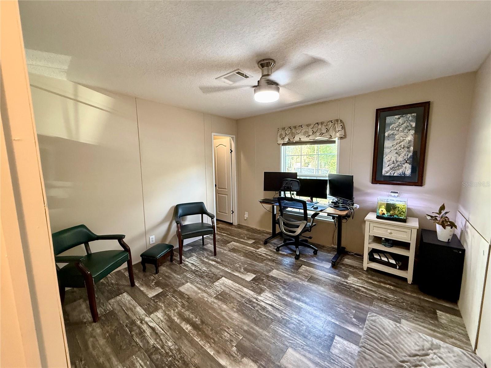 9825 Leguna St Property Photo 25