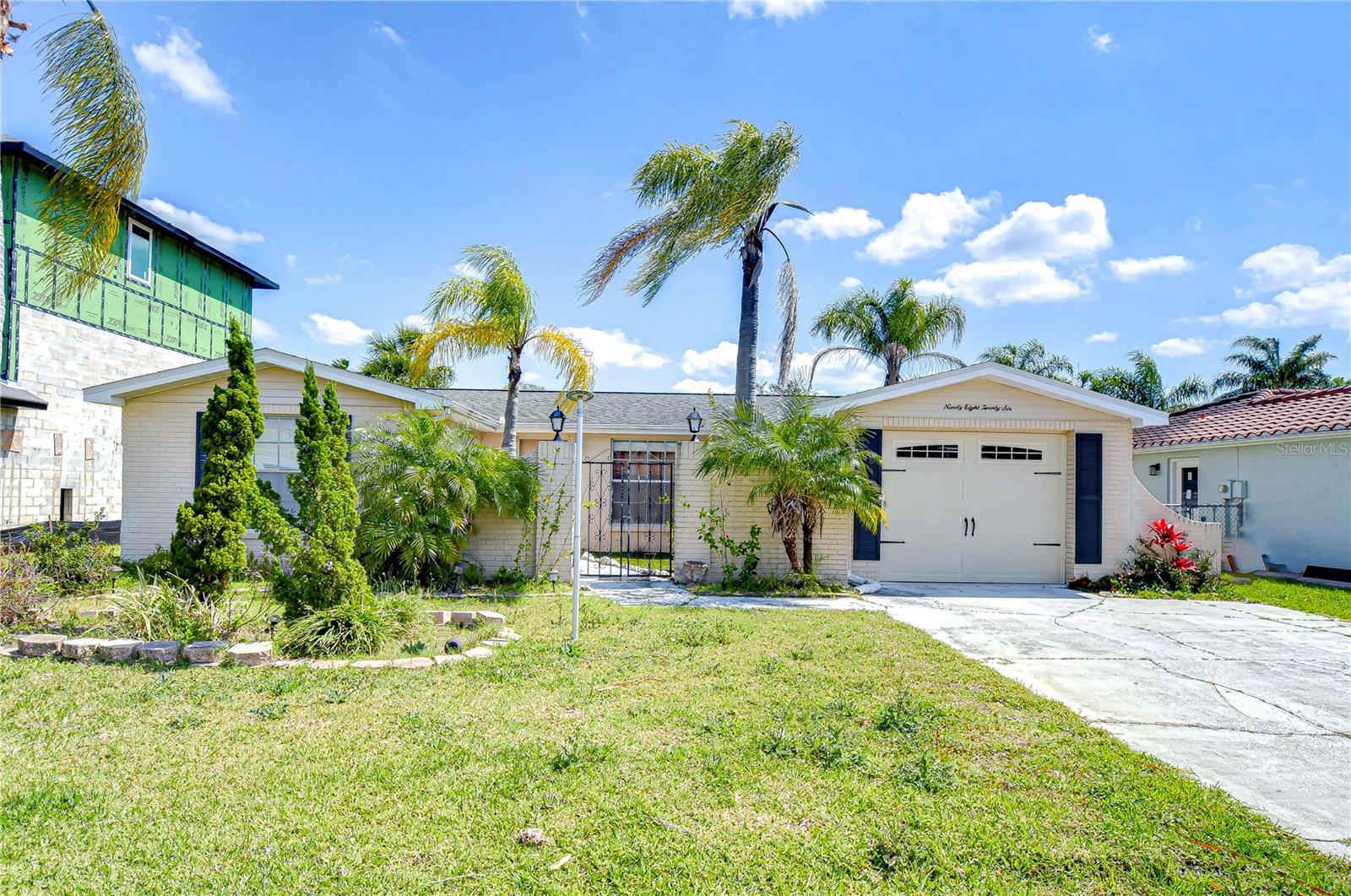 9826 Island Harbor Dr Property Photo 14