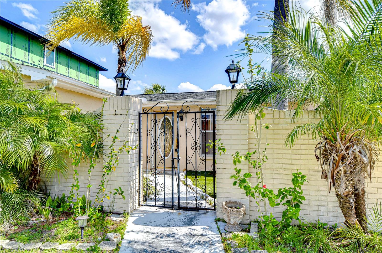 9826 Island Harbor Dr Property Photo 17