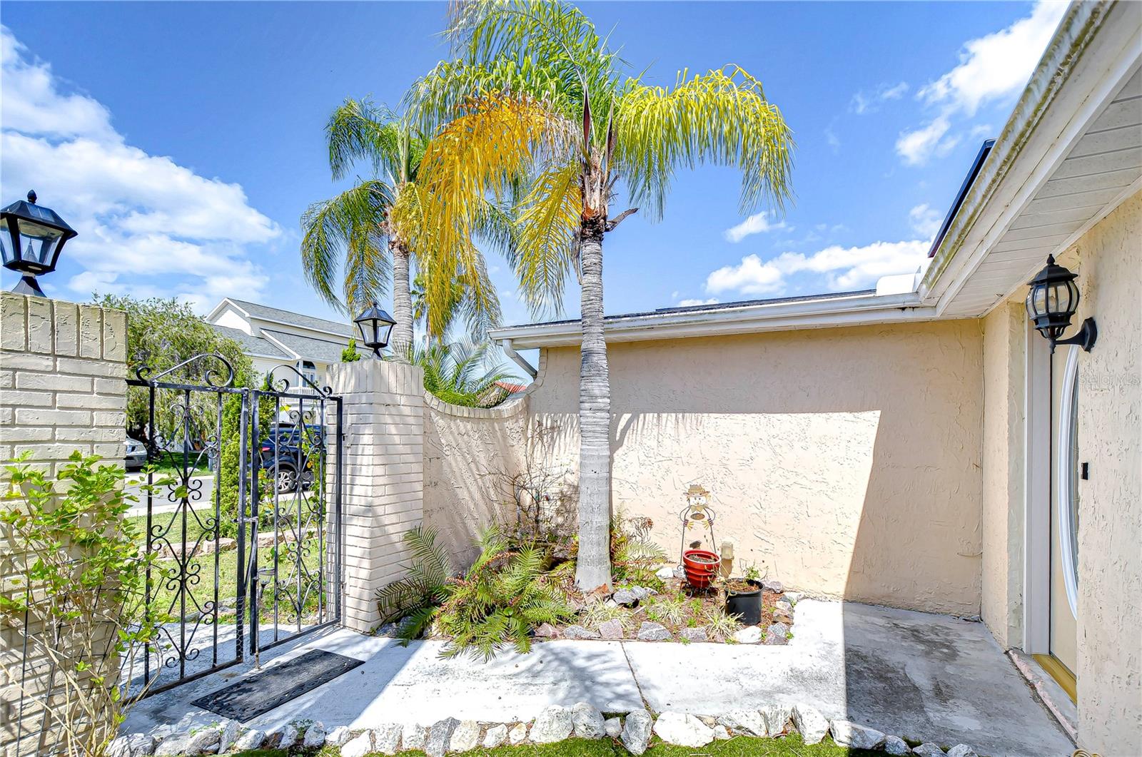 9826 Island Harbor Dr Property Photo 18