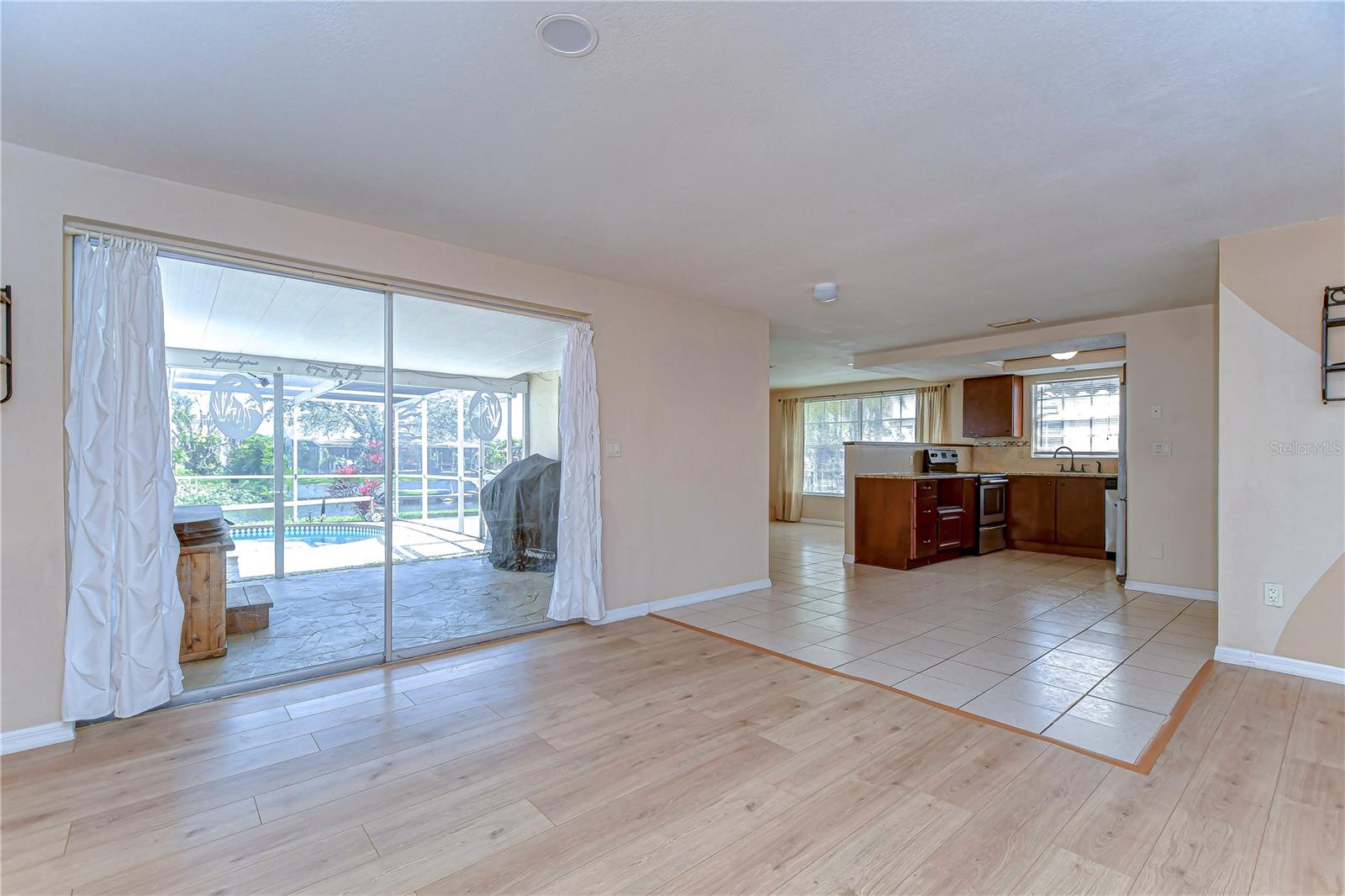 9826 Island Harbor Dr Property Photo 25
