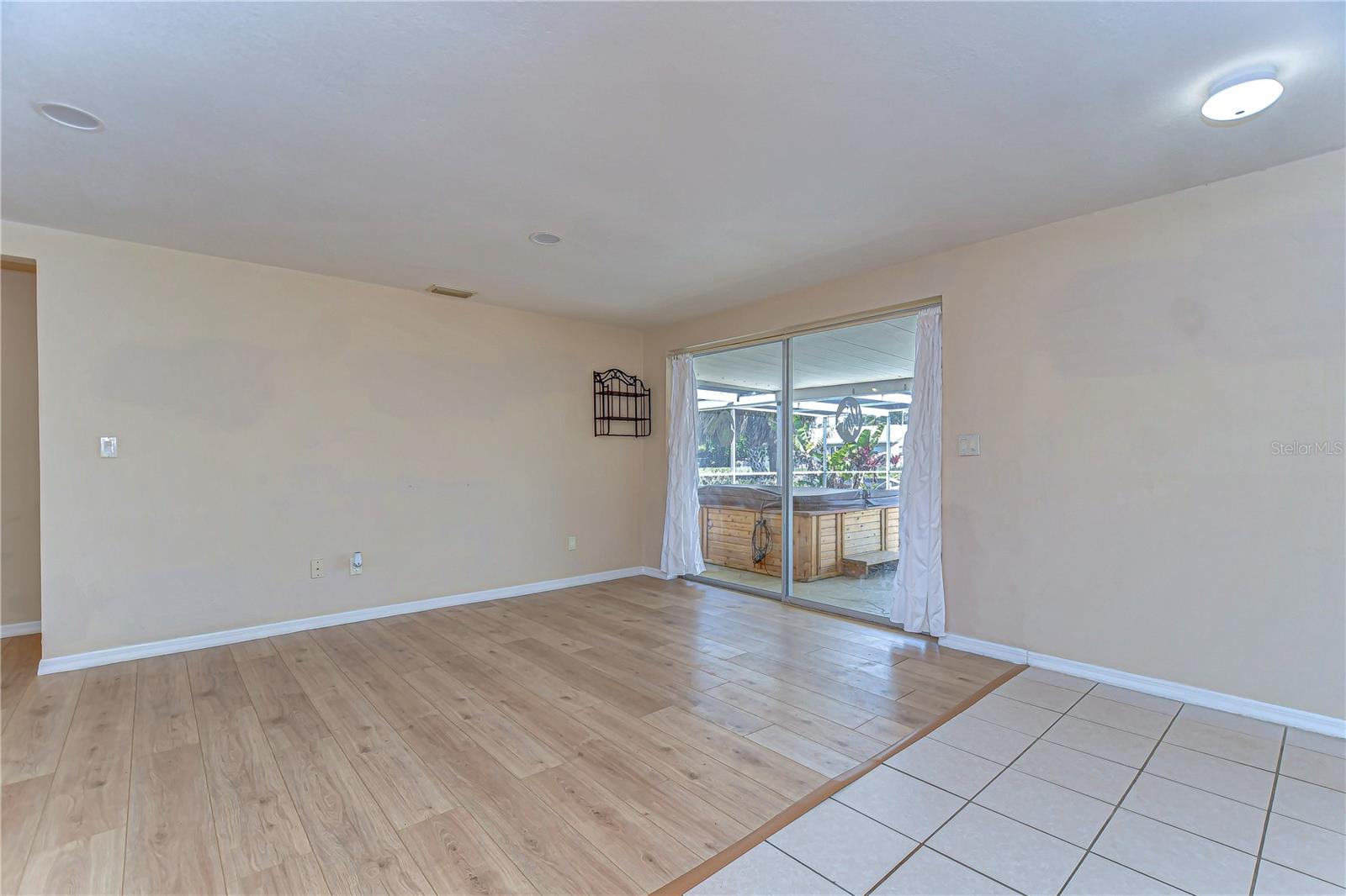 9826 Island Harbor Dr Property Photo 26