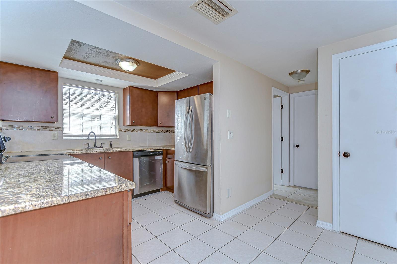 9826 Island Harbor Dr Property Photo 34
