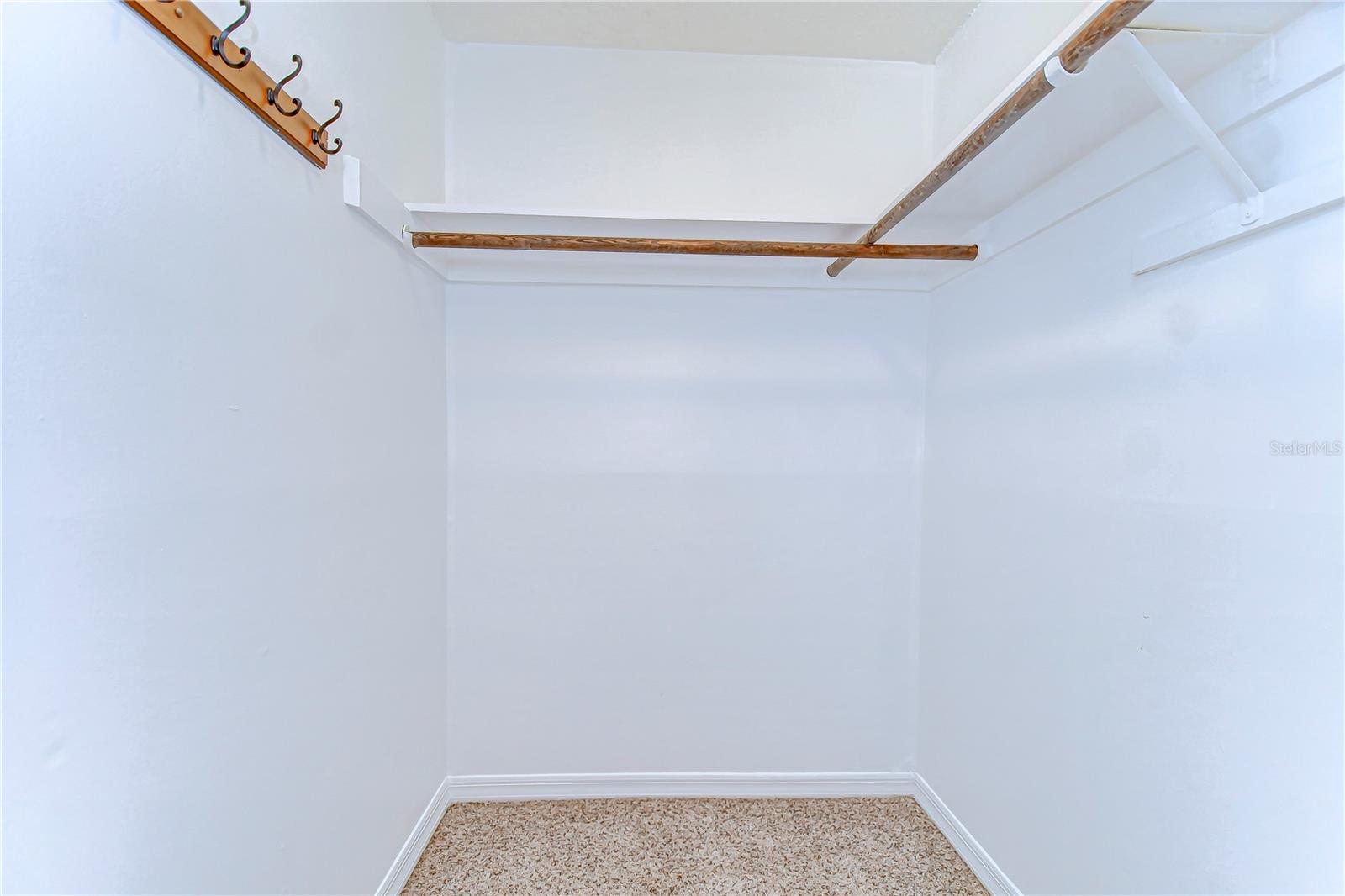 9826 Island Harbor Dr Property Photo 44
