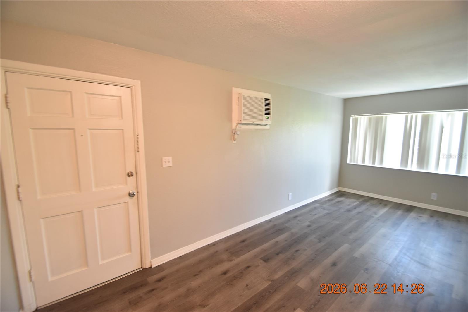 304 Danube Ave #11 Property Photo 8