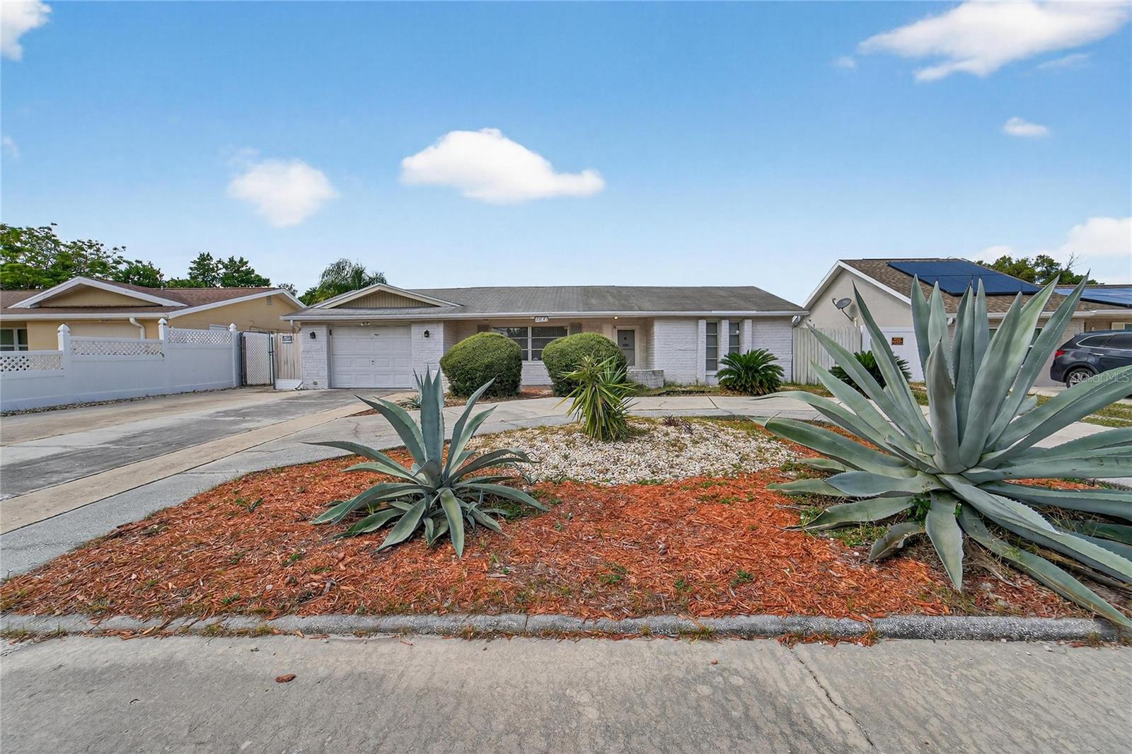 10841 Piccadilly Rd Property Photo 1