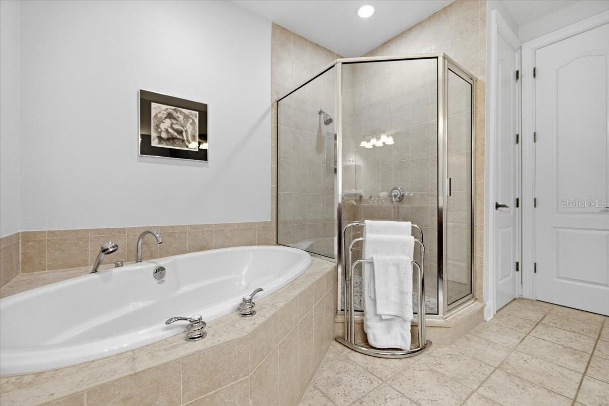 114 E Davis Blvd #8 Property Photo 25