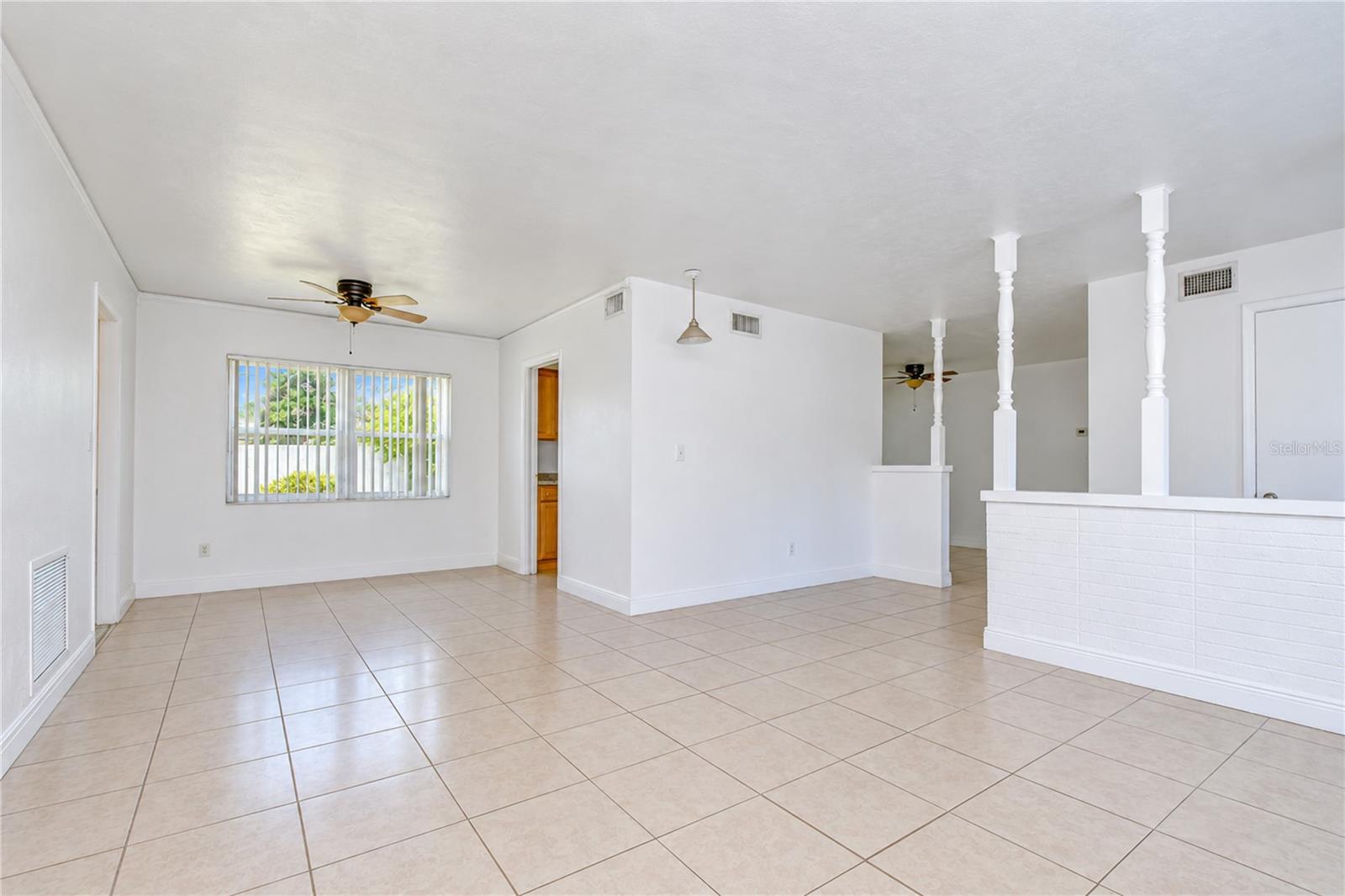 1001 Bay Breeze Ter Property Photo 7