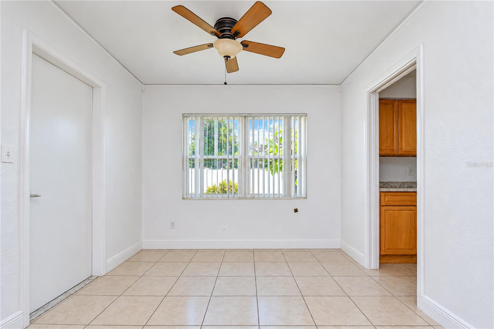 1001 Bay Breeze Ter Property Photo 8