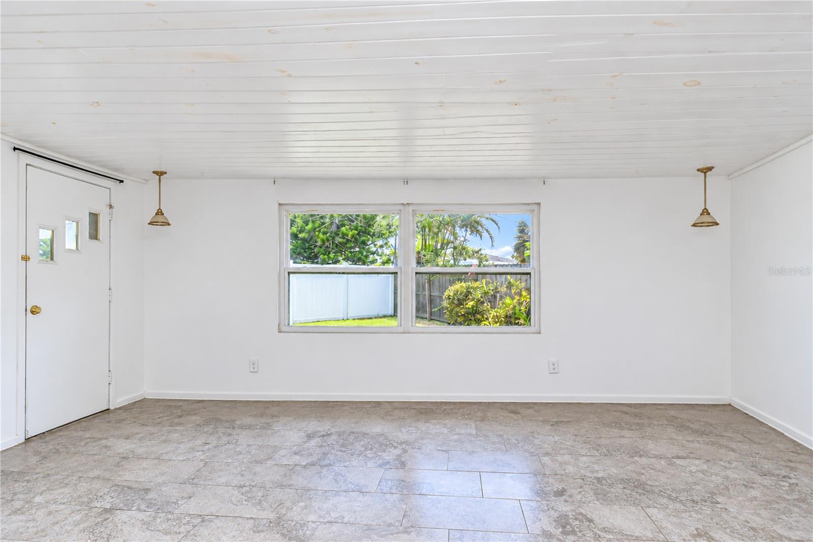 1001 Bay Breeze Ter Property Photo 17