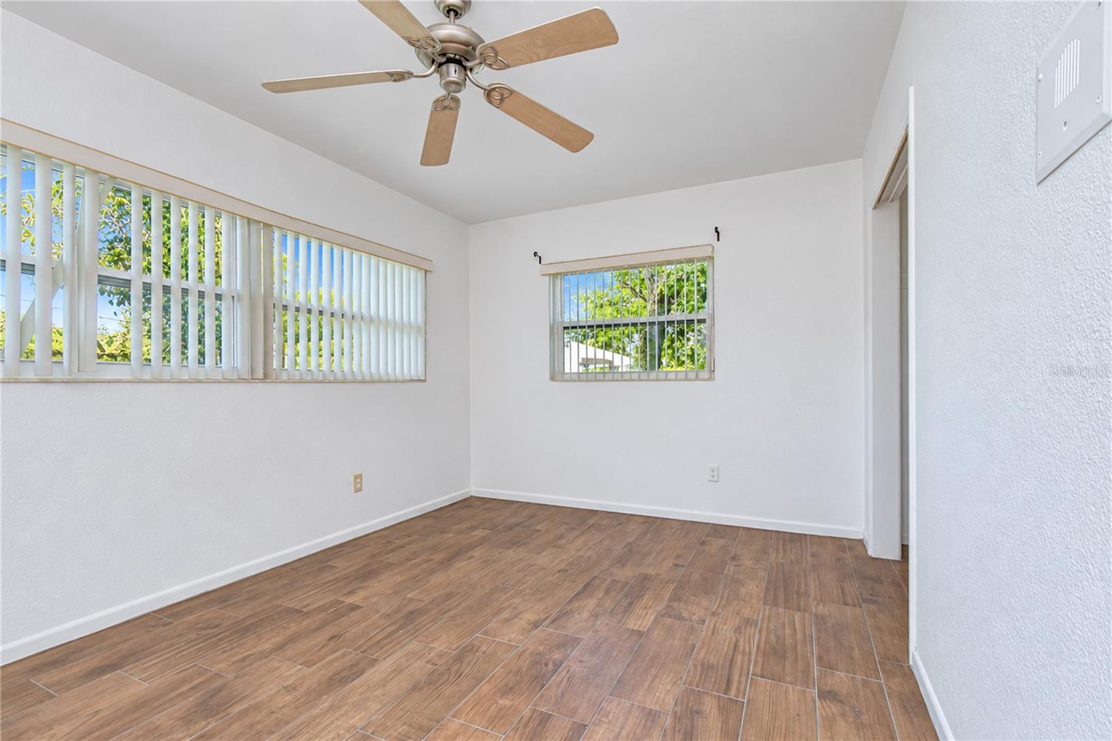 1001 Bay Breeze Ter Property Photo 18